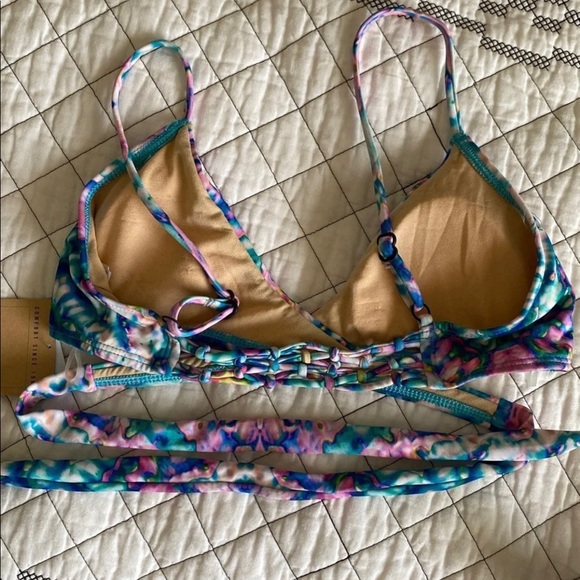 Reef Bikini - Picture 3 of 6